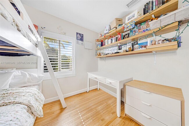 Building Photo - 172 Bentley Dr