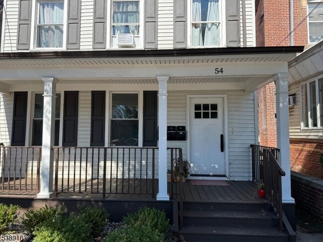 Primary Photo - 54 W Somerset St