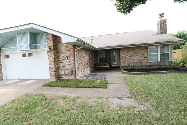 Building Photo - 15311 Mondrian Dr