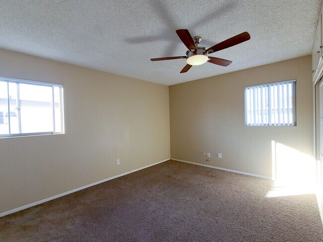 Building Photo - Spacious Serra Mesa Apartment Coming Soon!