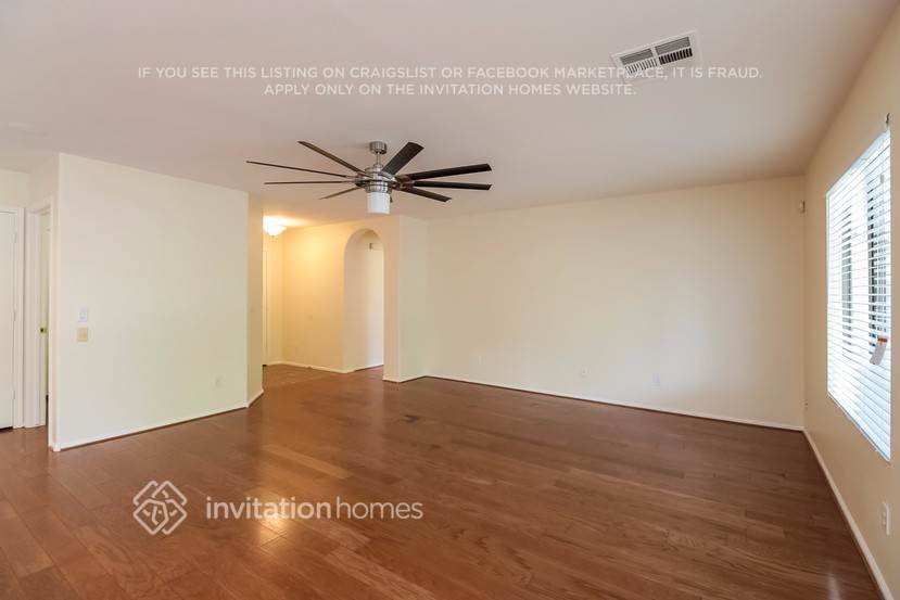 Building Photo - 3886 E Brighton Way