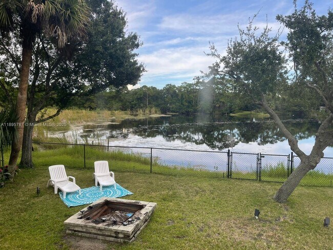 Building Photo - 4700 Regina Dr