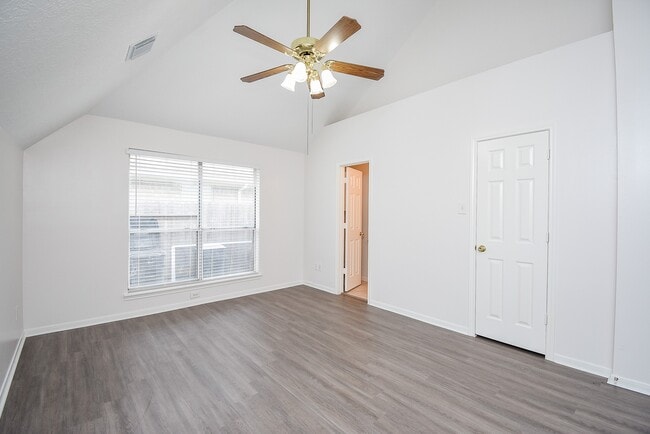 Building Photo - 4426 Topaz Trail Dr