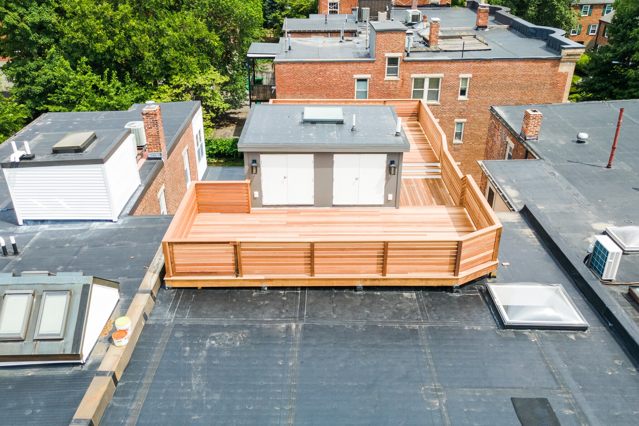 Building Photo - 128 Longwood Ave