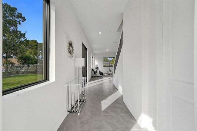 Building Photo - 13145 Addilyn Ct