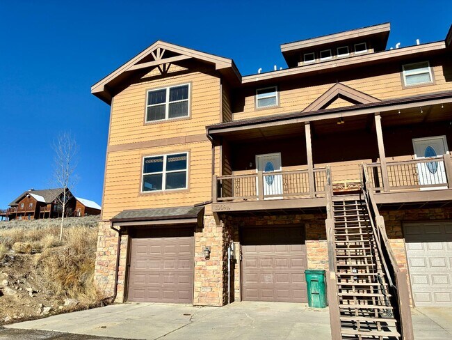 Building Photo - 1009 Forrest Dr