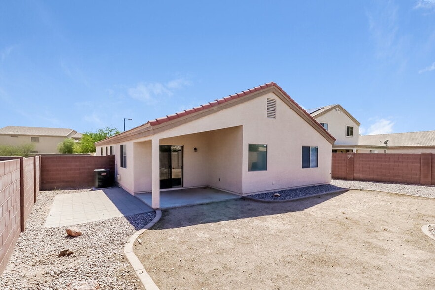 Building Photo - 23302 W Ashleigh Marie Dr