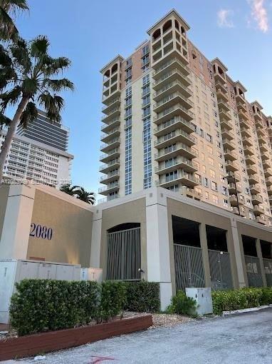 Building Photo - 2080 S Ocean Dr