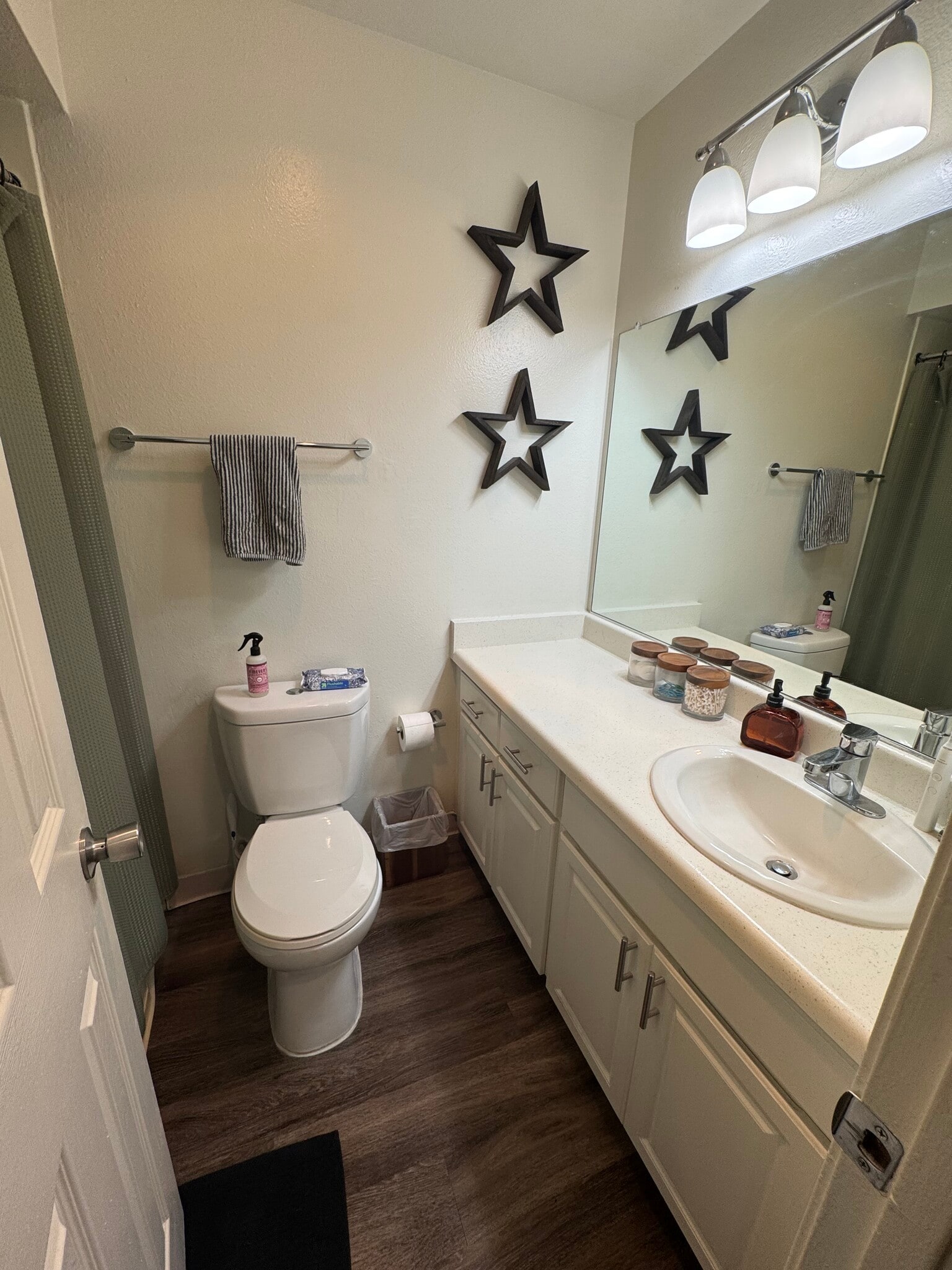 Building Photo - 463 Fair Dr