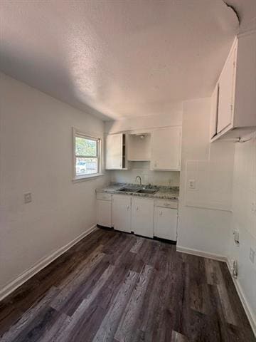 Building Photo - 5225 Encino Rd