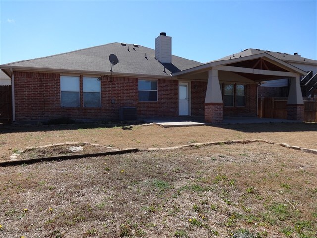 Building Photo - 6317 Pool View Dr
