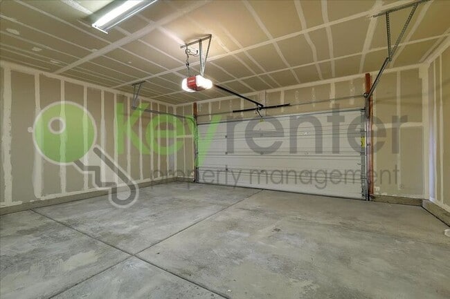 Building Photo - 10923 Oakham Dr