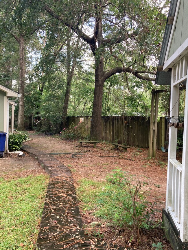 Rear patio area - 103 Meadow Wood Cir