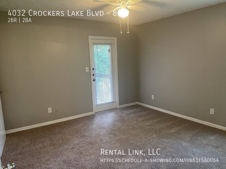 Building Photo - 4032 Crockers Lake Blvd