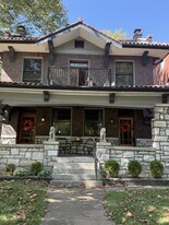 Building Photo - 2641 S Kingshighway Blvd