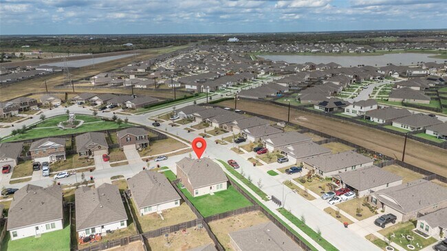 Building Photo - 4226 Iris Jade Dr