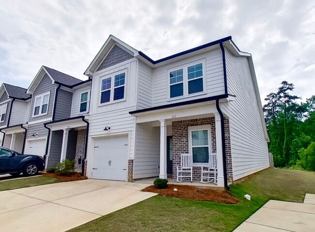 Building Photo - Well Kept Columbia County Rental