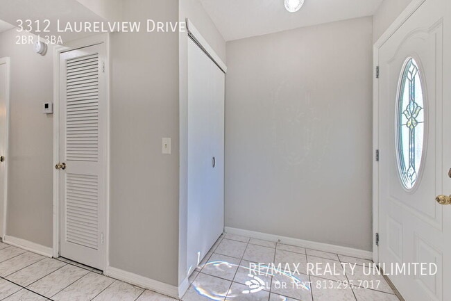 Building Photo - 3312 Laurel View Dr