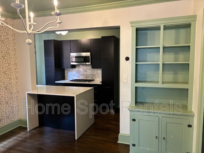 Building Photo - 8 Collier Rd NW