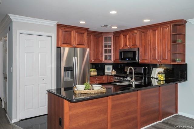 Building Photo - 11 Overlook Dr