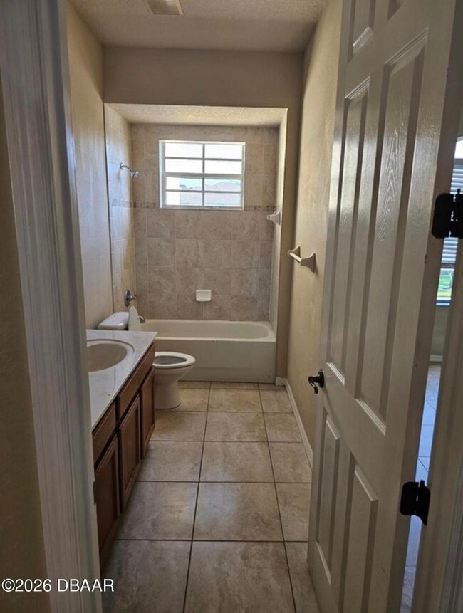 Building Photo - 3848 Calliope Ave