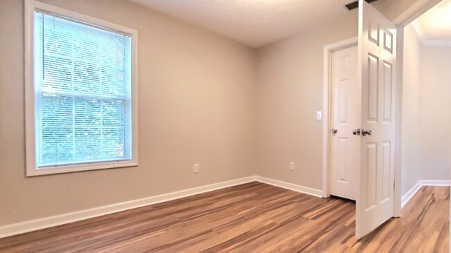 Building Photo - 25 Cherrystone Walk