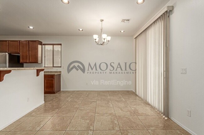 Building Photo - 40254 W Molly Ln