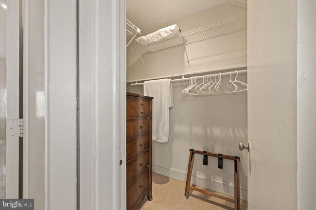 Building Photo - 1755 18th St NW