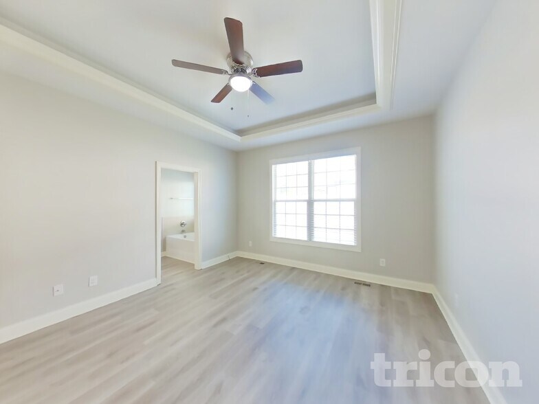 Building Photo - 839 S Westland Ave