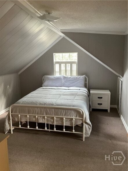 Building Photo - 902 Penn Waller Rd