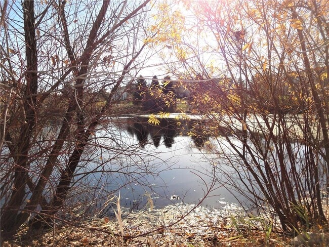 Building Photo - 9204 Holly Ln N