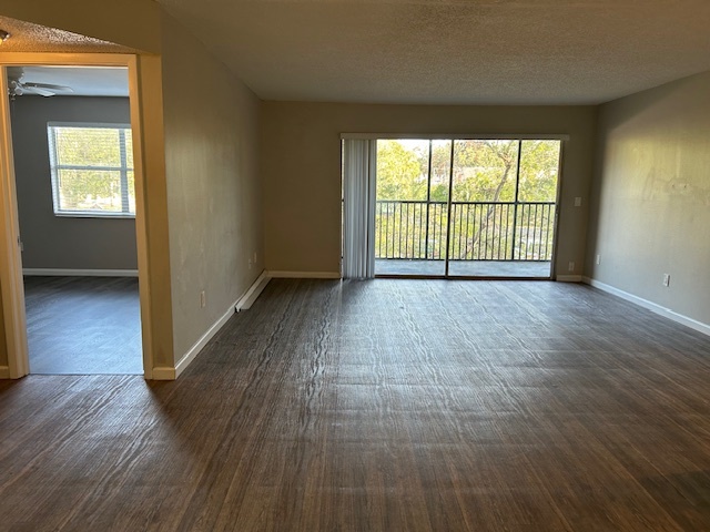 Living room and 2nd bedroom - 4209 Winding Moss Trl