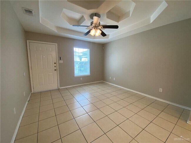Building Photo - 1403 Tampa St