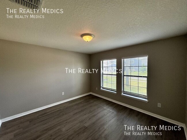 Building Photo - 2148 Ontario Way