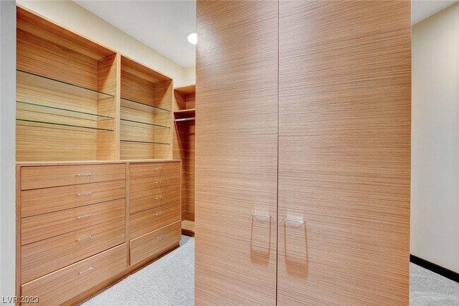 Building Photo - 3750 Las Vegas Blvd S