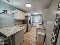 Building Photo - 2807 W 11th St