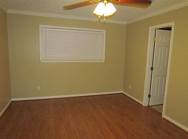 Building Photo - 10429 Moorberry Ln