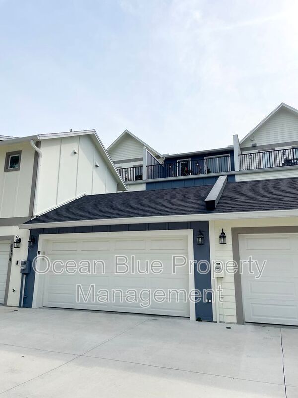 Building Photo - 4112 N Nebraska Ave