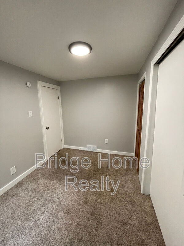Building Photo - 2404 S 18th St