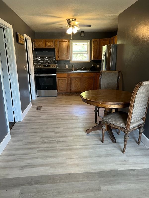 Building Photo - 171 Miller Ln