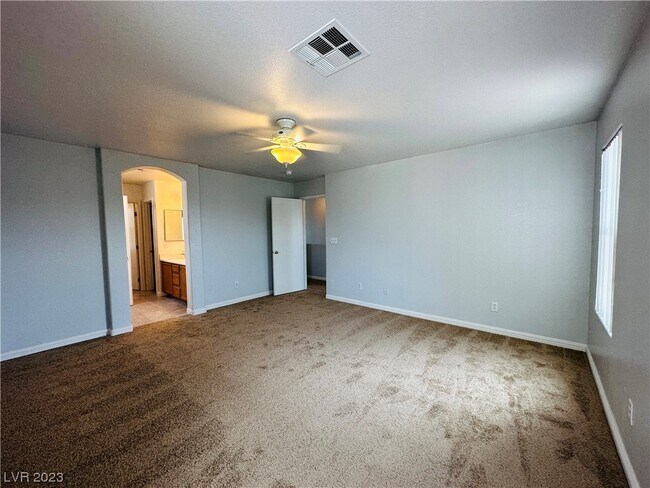 Building Photo - 2617 Rainbow Cactus Ct