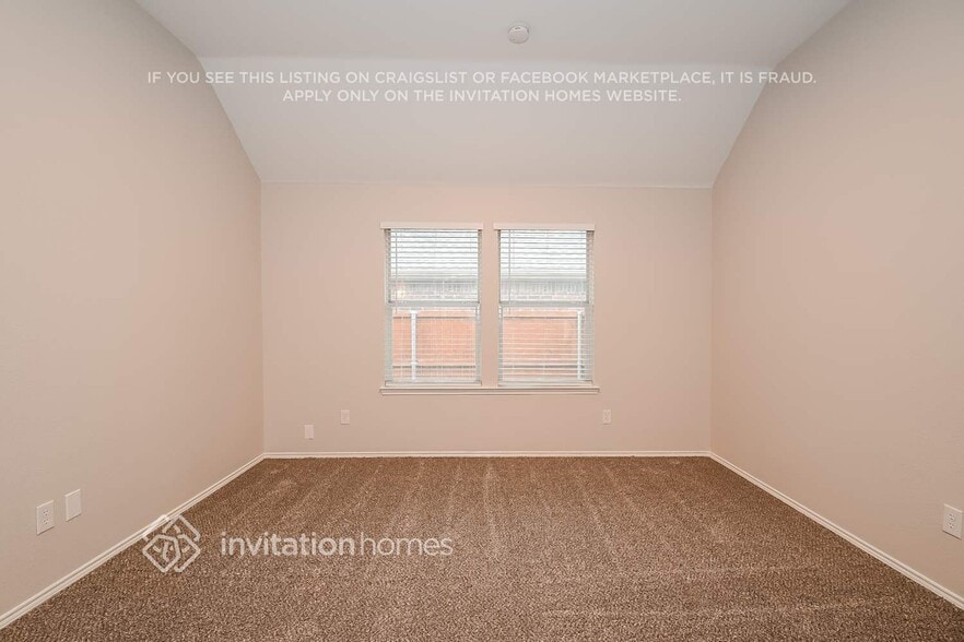 Building Photo - 1007 Spofford Dr