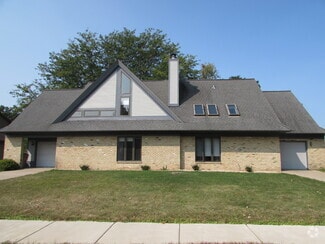 Building Photo - 7653 Farmington Way