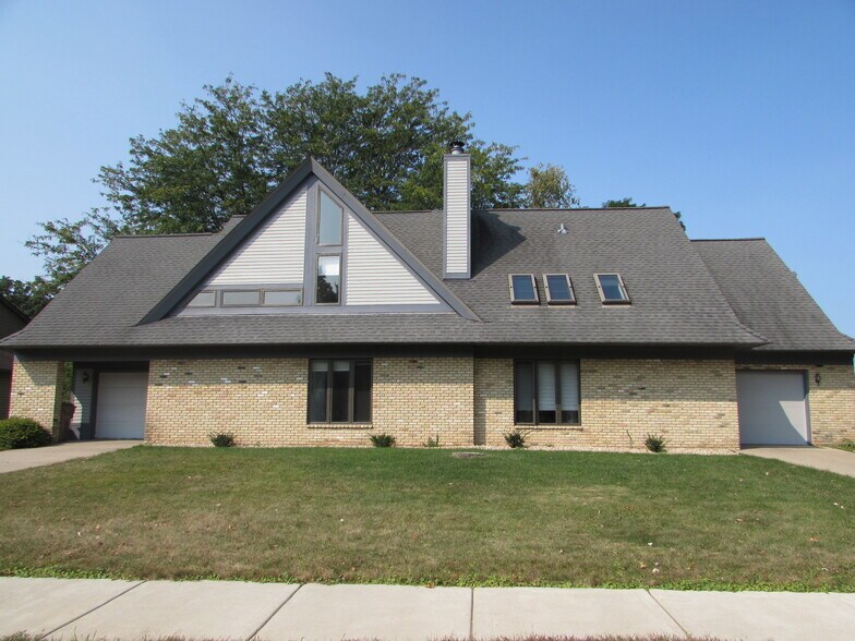Primary Photo - 7653 Farmington Way