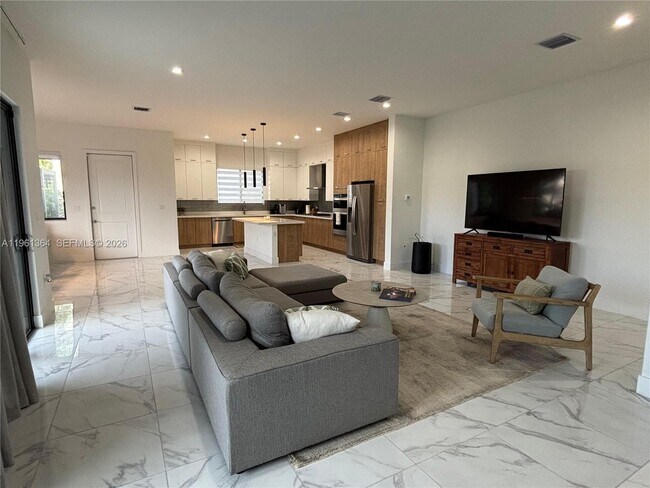 Building Photo - 4493 NW 81st Ave