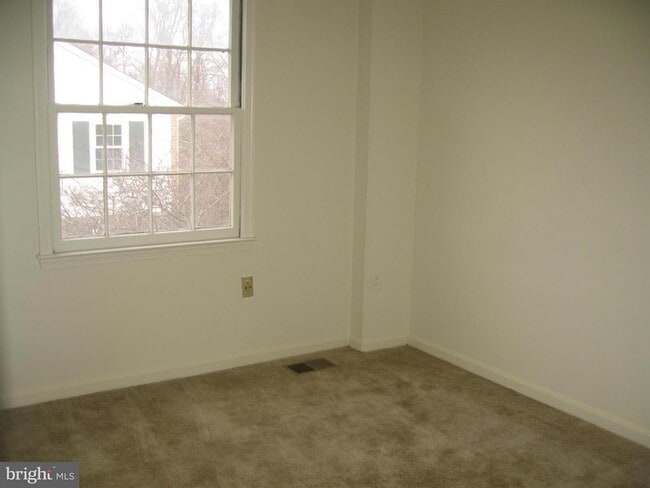 Building Photo - 14827 Belle Ami Dr