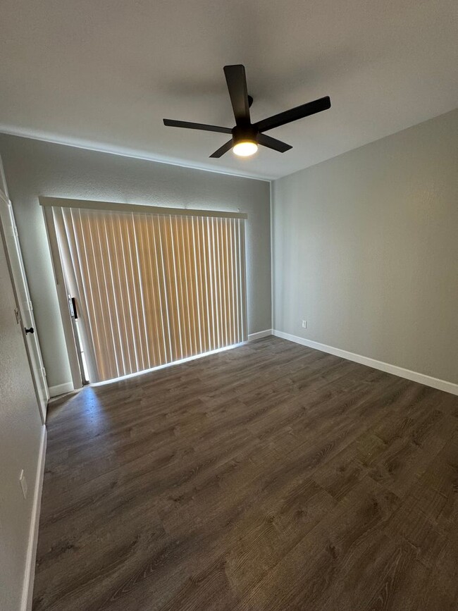 Building Photo - Chandler Townhome for rent!