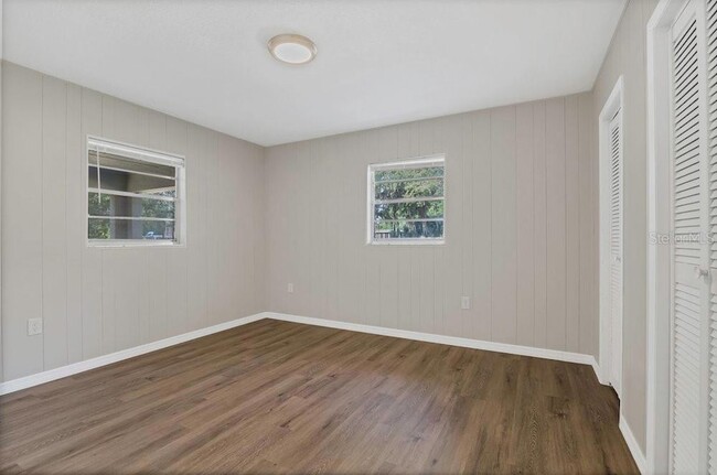 Building Photo - 14025 SE 54 Ct