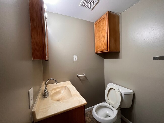 Building Photo - Westbridge Village