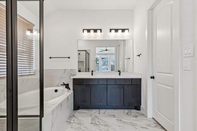 Building Photo - 9311 Blackwell Orchard Ln